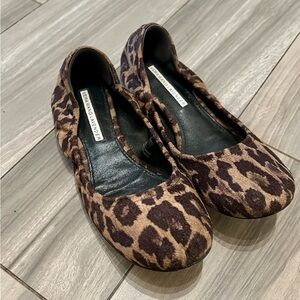 Vera Wang Lavender Leopard Print Women Shoes, Flats Size 8